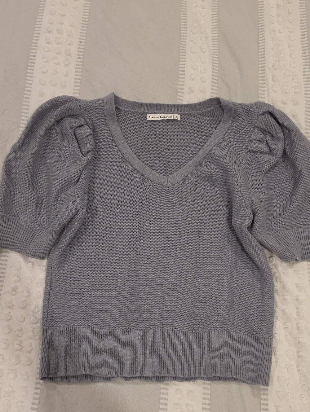 Abercrombie & Fitch Gray Puff-Sleeve V-Neck Sweater